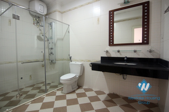 Nice 02 bedrooms apartment for rent in To Ngoc Van street